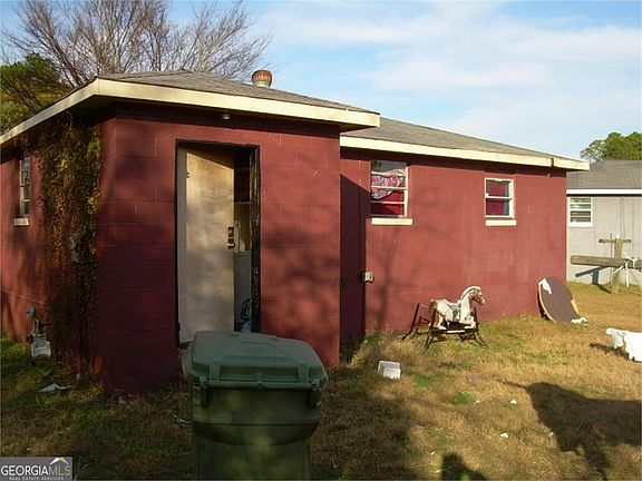 5th image of 502 Willard Ave