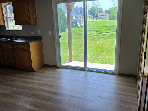 4th image of 103 Bannon Dr #3E