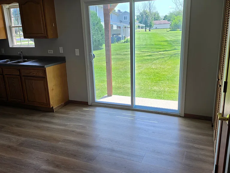 103 Bannon Dr #3E — Photo 4