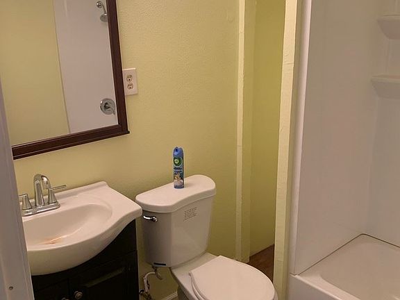 3rd image of 21338 Wren St