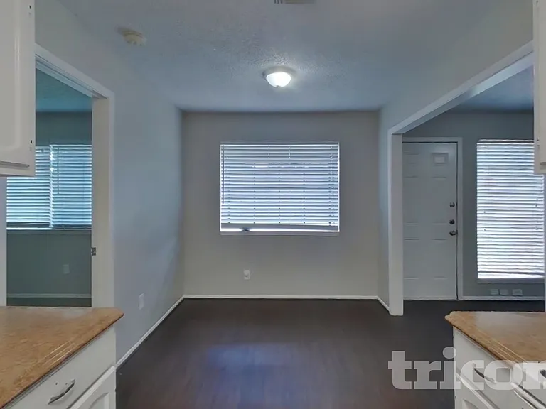 17719 Glenpatti Dr — Photo 5