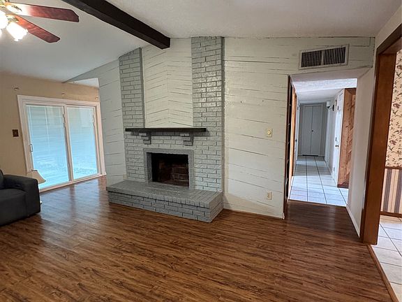 4th image of 5521 N Colony Blvd