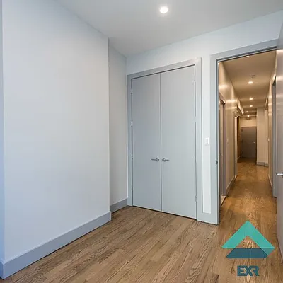 Rented by EXR | media 24