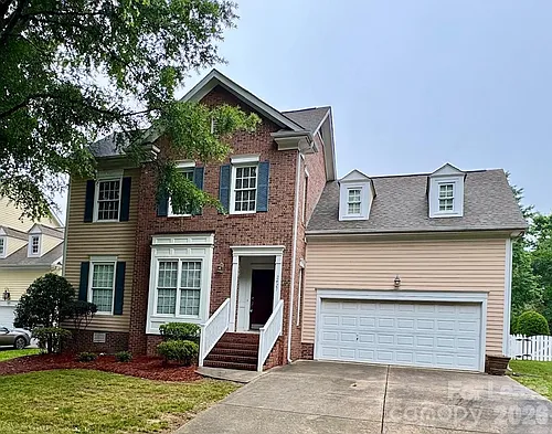 2427 Mirow Pl Photo 1