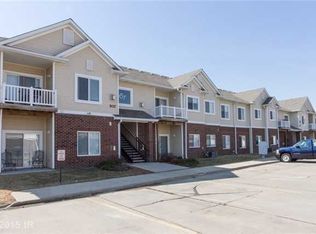 907 7th Ave SE, Altoona, IA 50009
