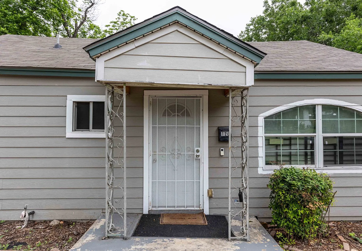 3 bed, 2.0 bath, 1232 sqft, $1,625 — Photo 4