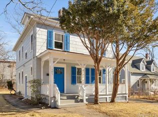 145 Pine St, Manchester, CT 06040