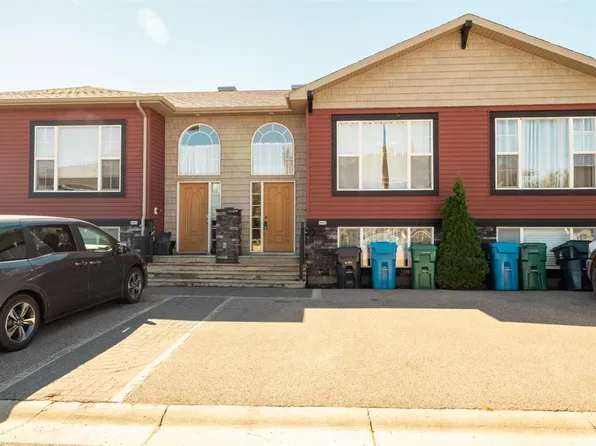 885 E Mount Sundance Mnr W, Lethbridge, AB T1J 1X7