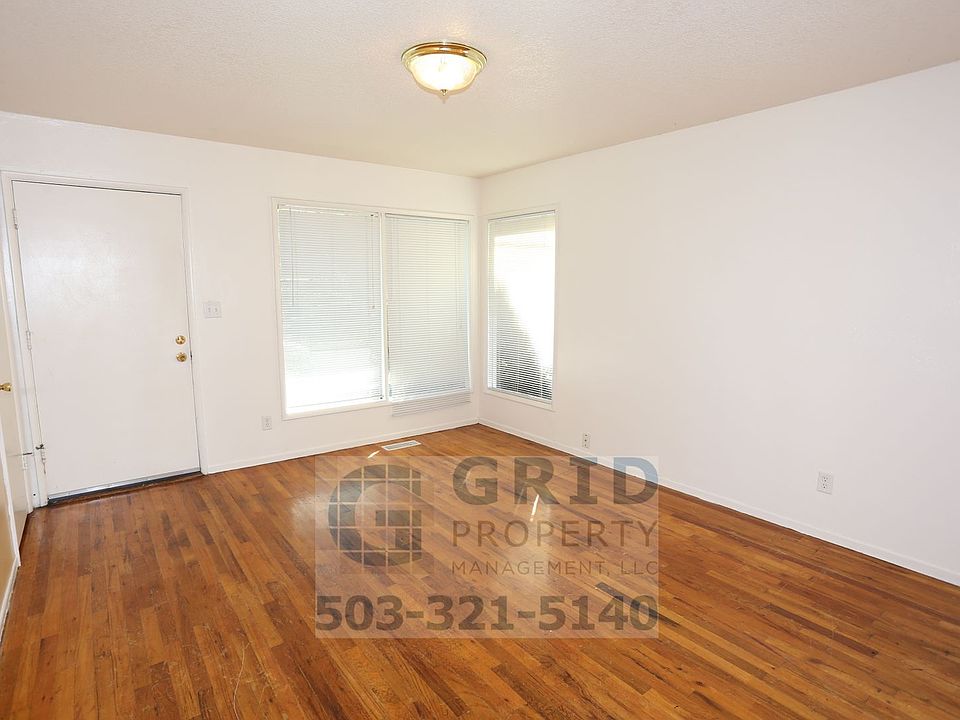 1st image of 4639 SE 75th Ave