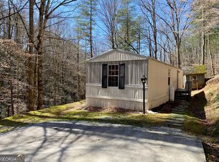 119 Cub Ln, Rabun Gap, GA 30568