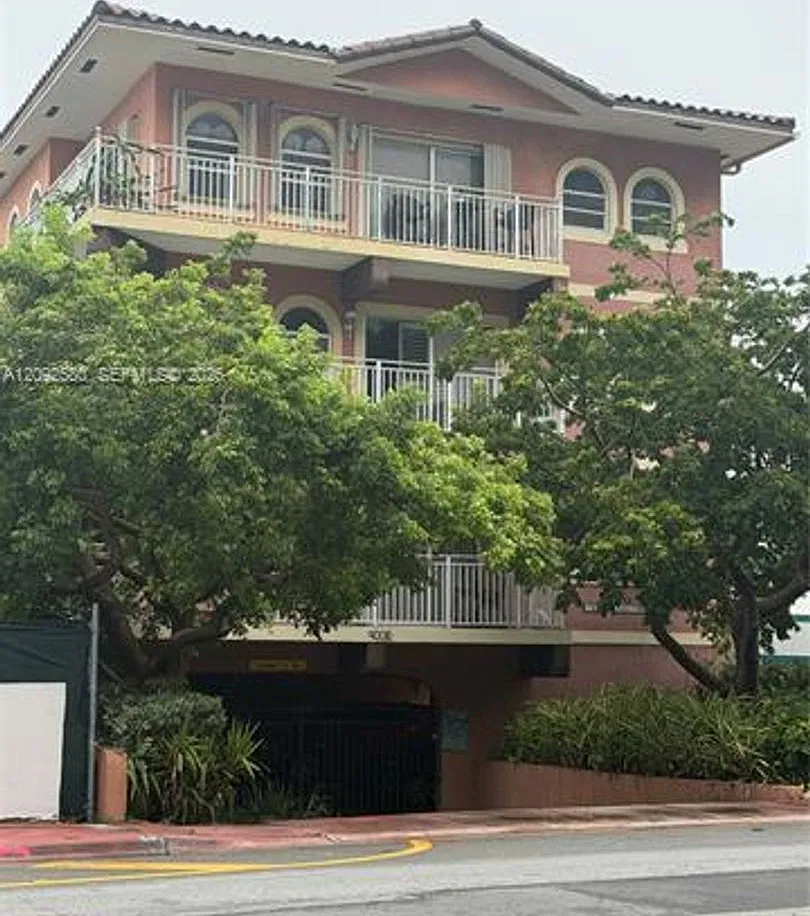 9008 Collins Ave cu-402, Surfside, FL 33154 — Photo 3