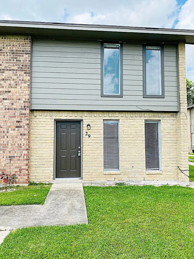 2700 N 16th St #29, Beaumont, TX 77703 — Photo 1
