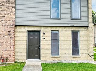 2700 N 16th St APT 29, Beaumont, TX 77703