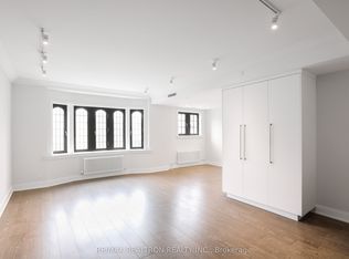 2 Clarendon Ave #304, Toronto, ON M4V 1H9