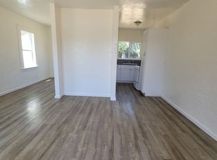 925 1/2 7th St #0, Modesto, CA 95354