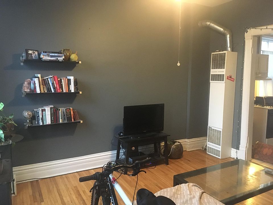 1st image of 1141 N Winchester Ave #2R
