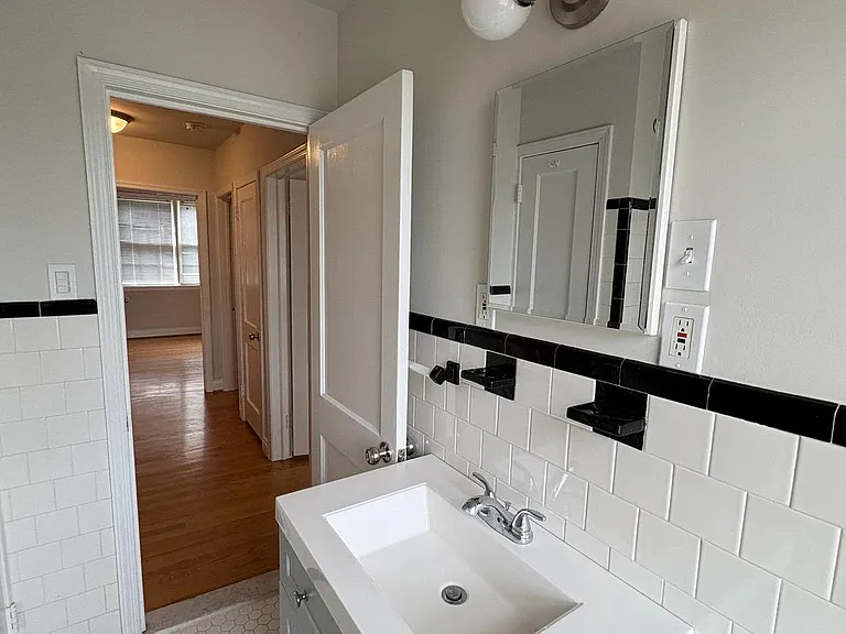 8134 Glen Gary Rd — Photo 13