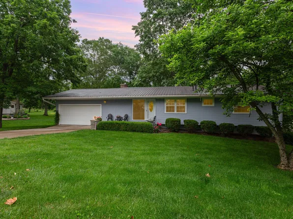 1374 Hanover Ct, Circleville, OH 43113