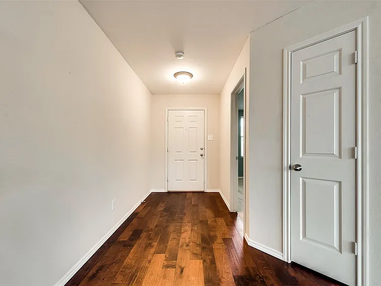 716 Rainsville Dr — Photo 17