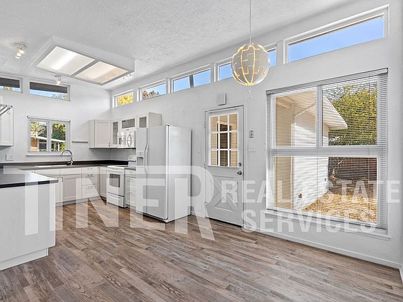 2nd image of 8836 Jonnie Way