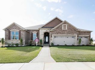 470 Haycastle Dr, Lake Saint Louis, MO