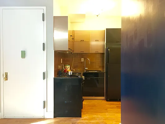 Rented by Nooklyn NYC LLC | media 1