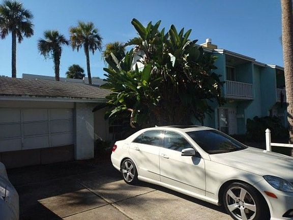 5th image of 770 E Coast Dr