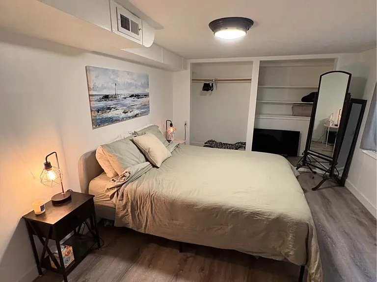 1033 E Logan Ave #2 — Photo 8