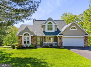 11 Spearpoint Ln, Hedgesville, WV 25427