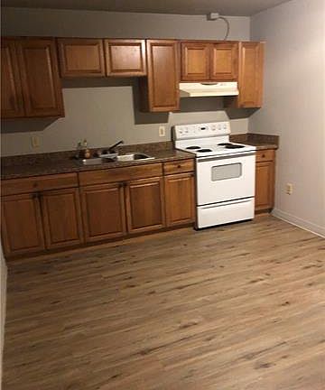 5th image of 36326 Salmen St