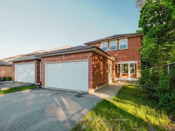49 Gray Cres, Richmond Hill, ON L4C 5V4