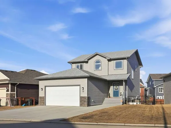 99 SW Valarosa Dr, Didsbury, AB T0M 0W0