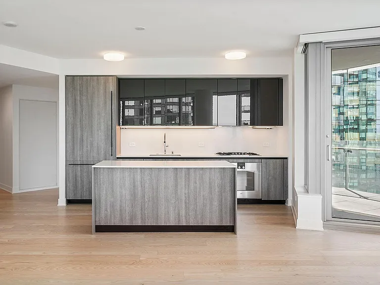 201 Folsom St #22A — Photo 18