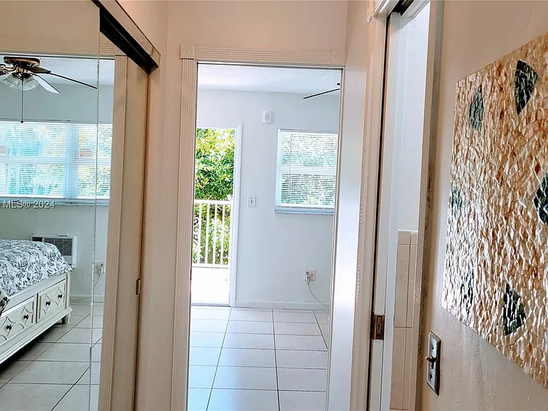 524 Washington Ave #213 — Photo 19