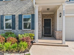 221 Begonia Way, McDonough, GA 30253