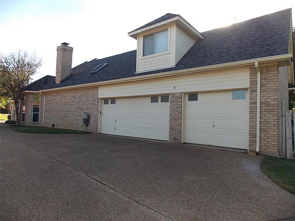4th image of 3805 Blue Forest Dr