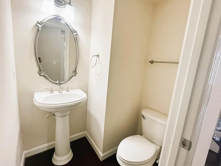 21274 Park Grove Ter — Photo 16
