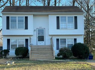 8407 Middle Rd, North Chesterfield, VA 23235