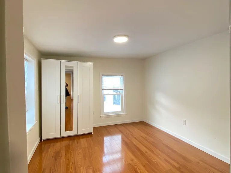 39 Sciarappa St #1 — Photo 5