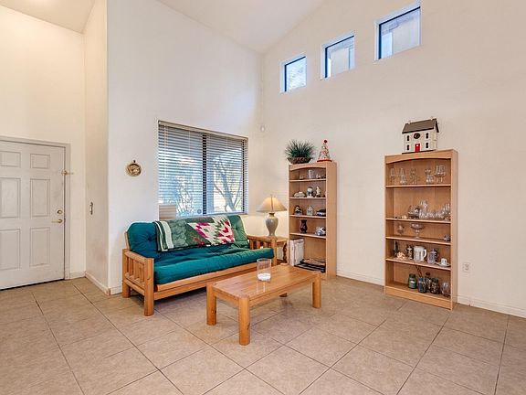 4th image of 460 E Placita Amuleto
