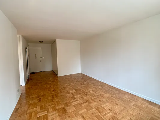 Rented by Jack Resnick & Sons | media 17