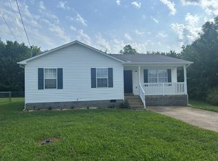 114 Sidney Ct, Oak Grove, KY 42262
