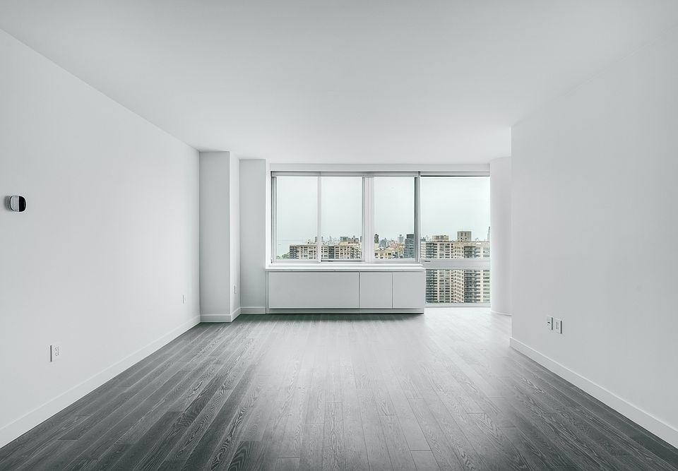 1st image of 101 W End Ave APT 26C