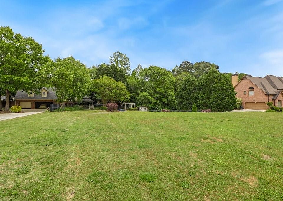 1st image of 2329 Walker Dr #5
