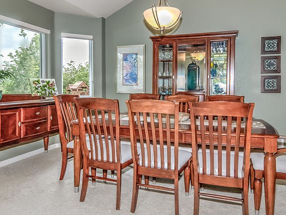 4th image of 8864 Prairie Knoll Dr