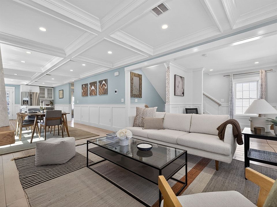 1st image of 57 Farragut Ave #2