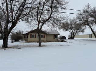 222 2nd St E, Richey, MT 59259