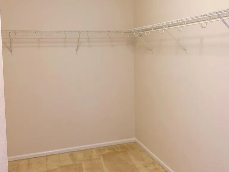 1073 White Leaf Cir — Photo 19