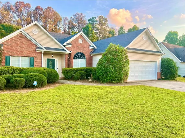 85 Hillcrest Ct, Hiram, GA 30141