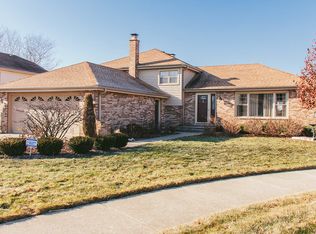 15160 Royal Foxhunt Rd, Orland Park, IL 60462